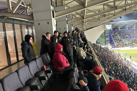 Scandal la Ploiești: ”Ne-au luat cu m**e din parcare! Nu e posibil așa ceva!”. Conducerea lui Dinamo, umilită