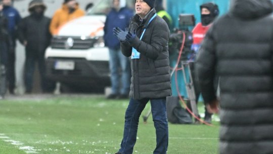 Mircea Rednic, ”avalanșă” de reproșuri după eșecul cu FCSB: ”Nu m-au ajutat jucătorii”. Nici conducerea nu a scăpat: ”Mai vreau 4 jucători, dar nu înaintează nimic”