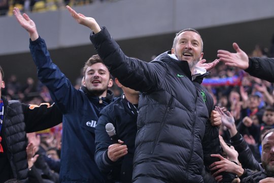 Mihai Stoica l-a ironizat pe Mircea Rednic după victoria FCSB cu UTA: ”Ne-a amenințat că vine cu tăvălugul și a luat patru goluri”