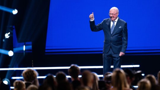 Aplauze și lacrimi la revenirea în public a lui Sven Goran Eriksson. Fostul antrenor care suferă de cancer tocmai ce anunțase că mai are doar un an de trăit