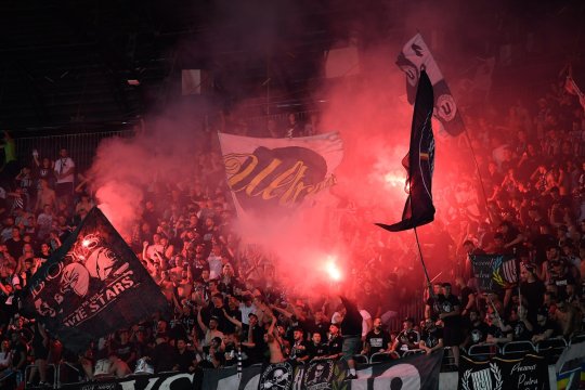 Incredibil! Jucătorul care spunea că U Cluj ”înseamnă acasă” a dat în judecată clubul! Ce sumă importantă de bani cere: ”Încercăm să ajungem la o înțelegere”
