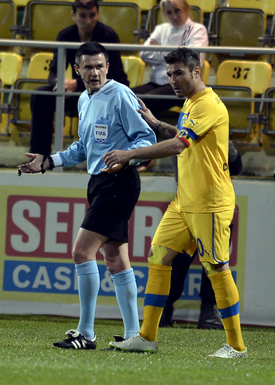 Balaj și Mutu, pe când primul era arbitru, iar al doilea atacant la Petrolul. Acum colaborează la CFR