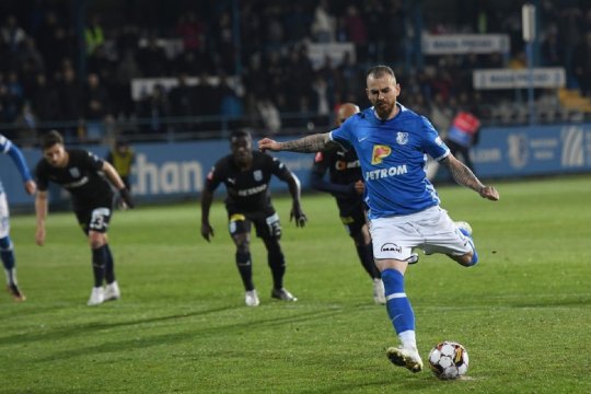 Se realizează transferul sau nu? Negocierile dintre Denis Alibec și Farul s-ar fi încheiat