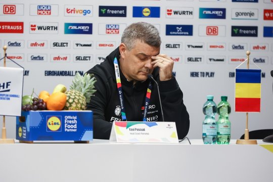 Xavi Pascual, pe picior de plecare de la naționala României! Ce a declarat selecționerul
