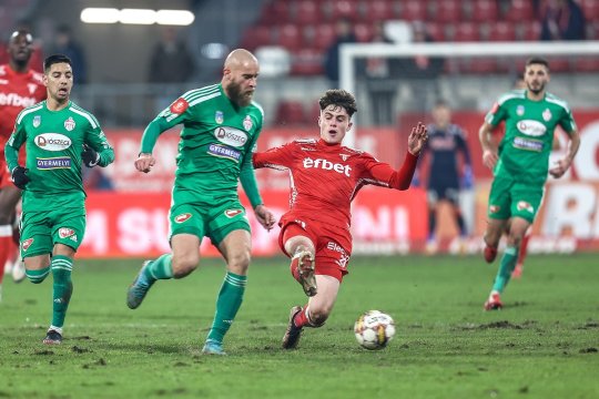 UTA - Sepsi 2-1. Victorie mare pentru echipa lui Mircea Rednic