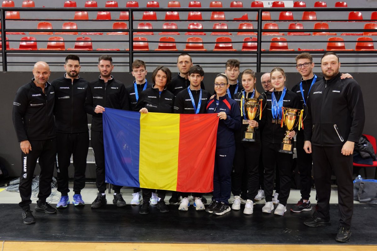 Delegația României la competiția continentală de la Skopje