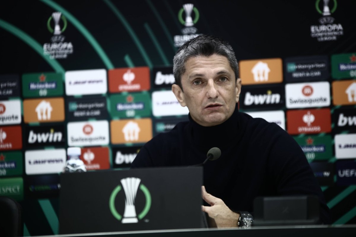 Răzvan Lucescu, antrenorul lui PAOK