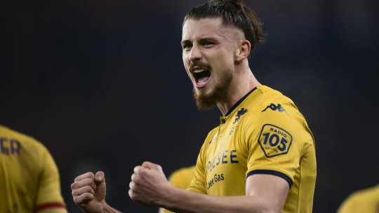 Marius Șumudică nu mai știe cum să îl laude pe Radu Drăgușin. ”Poate juca la nivel mare. Mai scoatem și noi capul în lume”