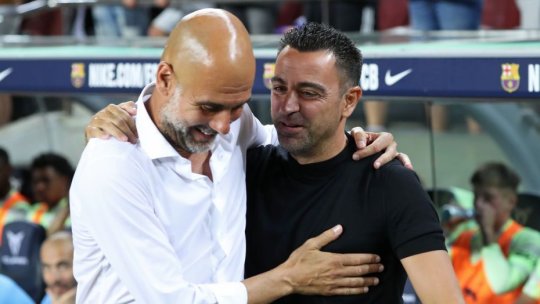 Pep Guardiola sare în apărarea lui Xavi după ce spaniolul și-a anunțat demisia de la Barcelona: ”Din experiența mea, nu putem compara presiunea”