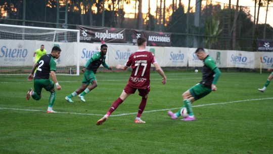 Festival de goluri în primul meci al Rapidului din cantonament. Cum s-au descurcat noile achiziții ale giuleștenilor în egalul cu locul 4 din a doua ligă a Turciei