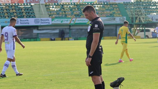 O echipă este aproape să rămână fără jucători! Fotbaliștii sunt neplătiți cu lunile: ”Conducerea ne-a reproșat că vrem să plecăm... am petrecut sărbătorile fără să primim vreun ban!”