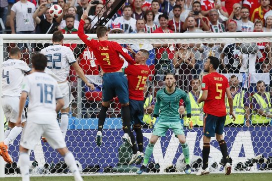 ”Toate meciurile de la Cupa Mondială au fost cumpărate!” Dezvăluri uluitoare despre o echipă națională. În optimi a eliminat Spania