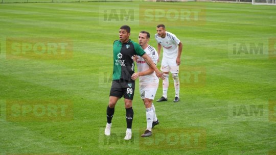 Ovidiu Sabău și-a ”blindat” defensiva cu 2 brazilieni. Cum s-au descurcat noile achiziții ale lui ”U” Cluj, în primul amical al iernii