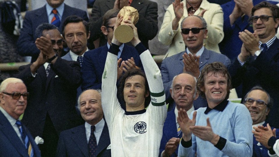 Nouă titluri de campion al Germaniei a câștigat Franz Beckenbauer cu Bayern Munchen, atât ca jucător, cât și ca antrenor