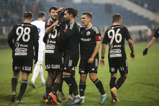 OFICIAL | U Cluj s-a despărțit de încă un jucător: ”Îi dorim mult success în continuare”