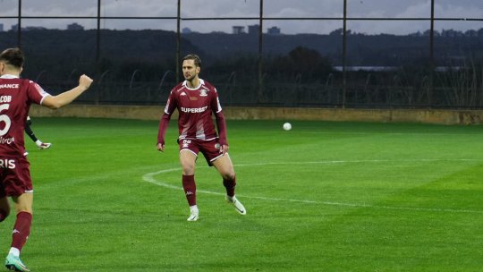 Lider de la primul meci | Cum s-a descurcat Djokovici la primul meci în tricoul Rapidului: dinamic, cu vână și pus pe sfaturi