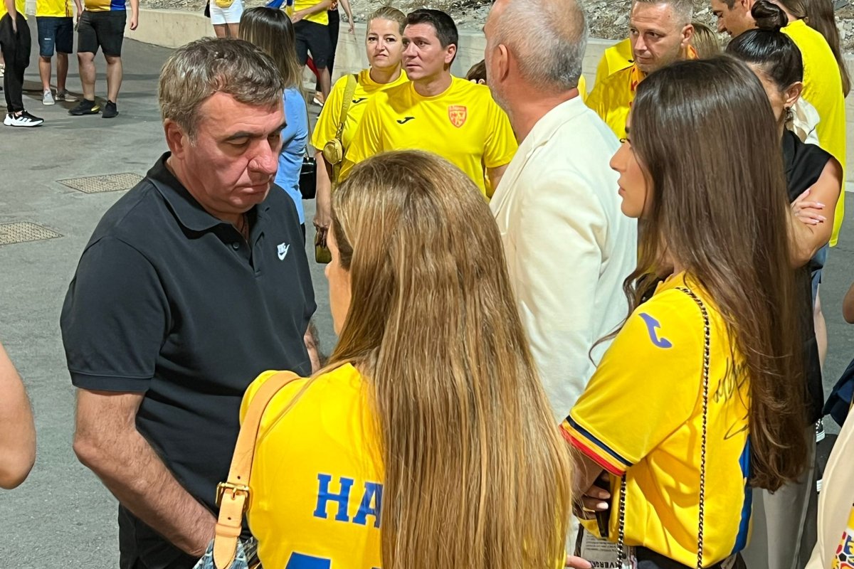 Familia Hagi, ținută la poartă înainte de meciul cu Cipru