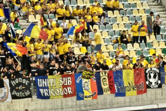 "Zidul Galben" a cucerit Cipru! Românii au luat cu asalt stadionul din Larnaca și au făcut o atmosferă de meci mare