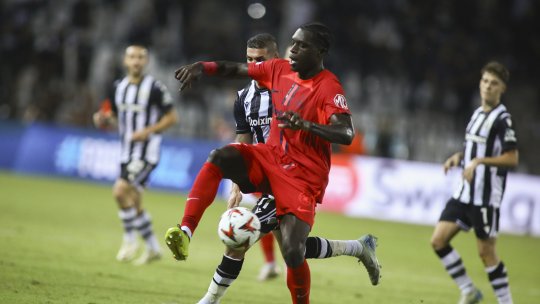 Joyskim Dawa, dorit de două cluburi din Premier League. Gigi Becali poate da marea lovitură