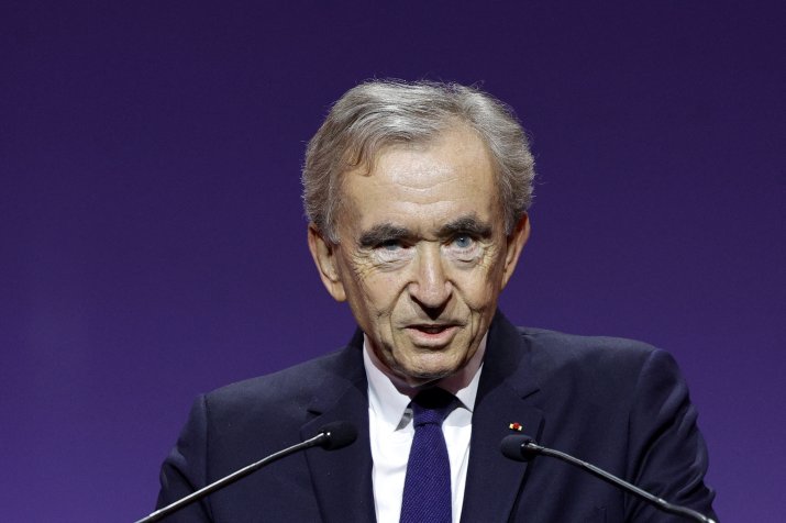 Bernard Arnault încearcă să își demonstreze priceperea și în fotbal