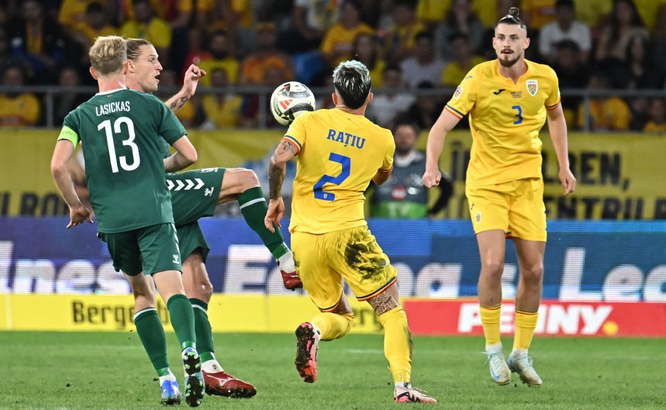 ROMANIA-LITUANIA, LIGA NATIUNILOR (9.09.2024) Descriere: Radu Drăgușin in meciul de fotbal dintre Romania si Lituania, contand pentru Liga Natiunilor, desfasurat pe Stadionul Steaua din Bucuresti, luni 9 septembrie 2024