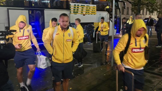România a ajuns la Kaunas pentru meciul cu Lituania. "Tricolorii", zguduiți de frig la aterizare