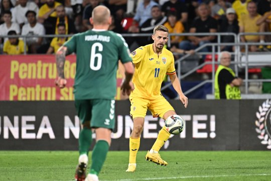Cine este favorit să îi ia locul lui Bancu în meciul cu Lituania. Schimbările gândite de Mircea Lucescu