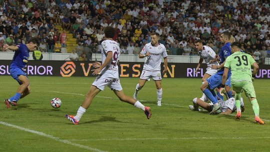 Rivalii insistă pentru transferul jucătorului de la Rapid: "E așteptat!"