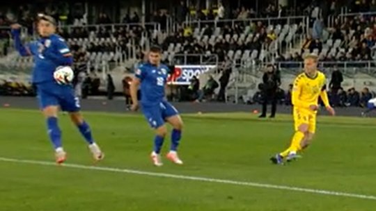 Penalty controversat acordat în minutul 4 pentru Lituania! Andrei Rațiu, în centrul fazei