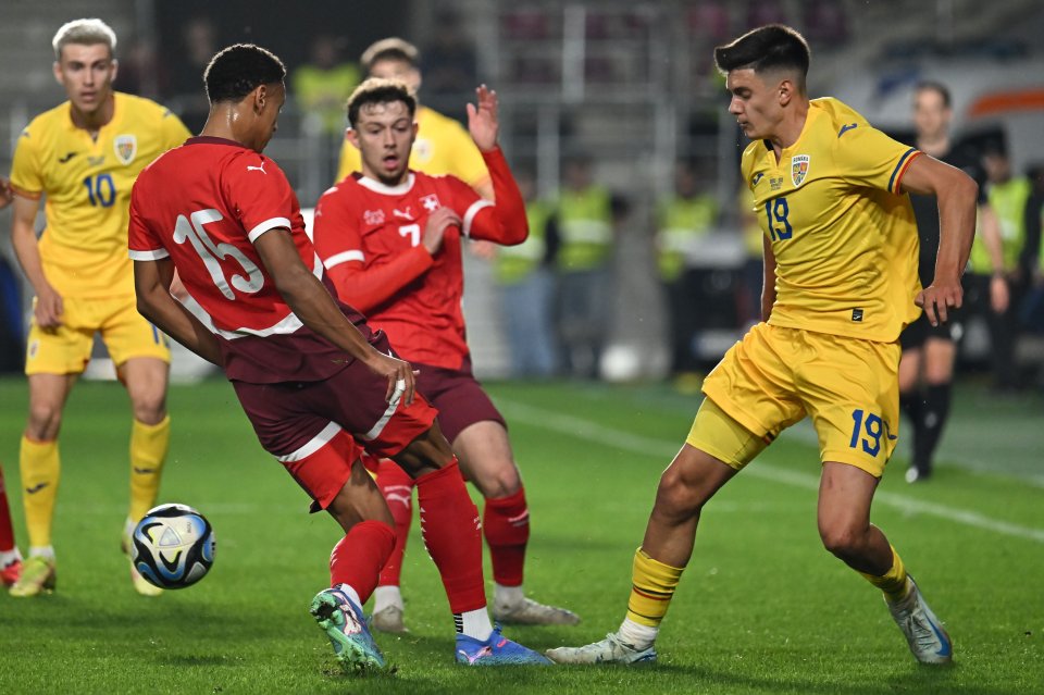 Rareș Ilie in meciul de fotbal dintre Romania U21 si Elvetia U21, contand pentru Preliminariile UEFA EURO 2025, desfasurat pe Superbet Arena Giulesti din Bucuresti, marti 15 octombrie 2024.