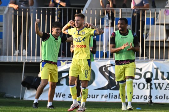 Derby bucureștean pentru ”perla” Petrolului. Cu cine se bate Dinamo pentru semnătura lui Mihnea Rădulescu