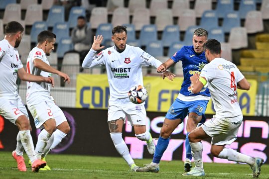 Ședință la o echipă din SuperLiga după acuzațiile de blat. Patronul clubului: ”E complicat”