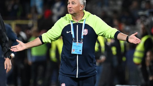 Cum a explicat Dan Petrescu conflictul cu Louis Munteanu: "Ar trebui să fie mai atent". Concluziile trase după Petrolul - CFR Cluj 0-0
