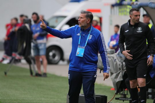 Adrian Mititelu îl atacă pe Nicolo Napoli după ce antrenorul a spus că îl reclamă la FIFA: ”El nu mai antrenează de ani de zile! Când a venit aici, a făcut figurație”