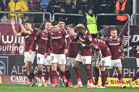 Fotbalistul Rapidului, ironizat de Basarab Panduru: ”Cu cât înveţi mai repede, pe atât de repede uiţi”