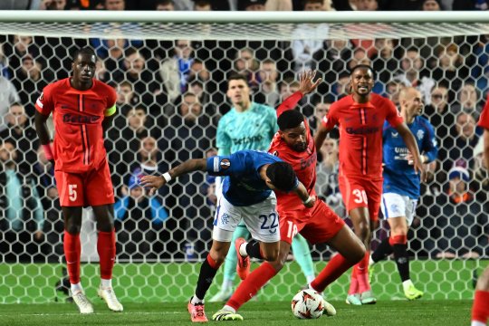 Prima echipă din SuperLiga care se oferă să îl ”scape” pe Gigi Becali de Malcom Edjouma: ”Mă pun la coadă pentru el!”