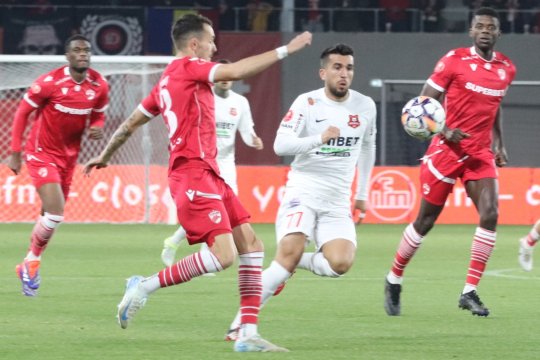 Hermannstadt - Dinamo 0-2. "Câinii" uită de eșecul din derby și înving la Sibiu