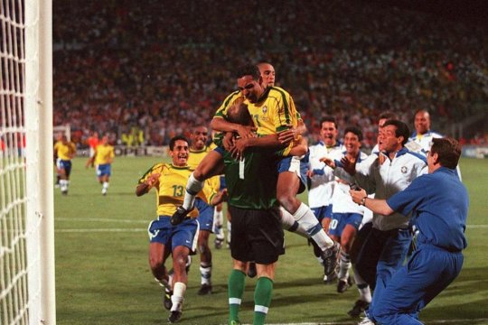 Doliu în fotbalul brazilian. A murit un fost internațional, la doar 56 de ani