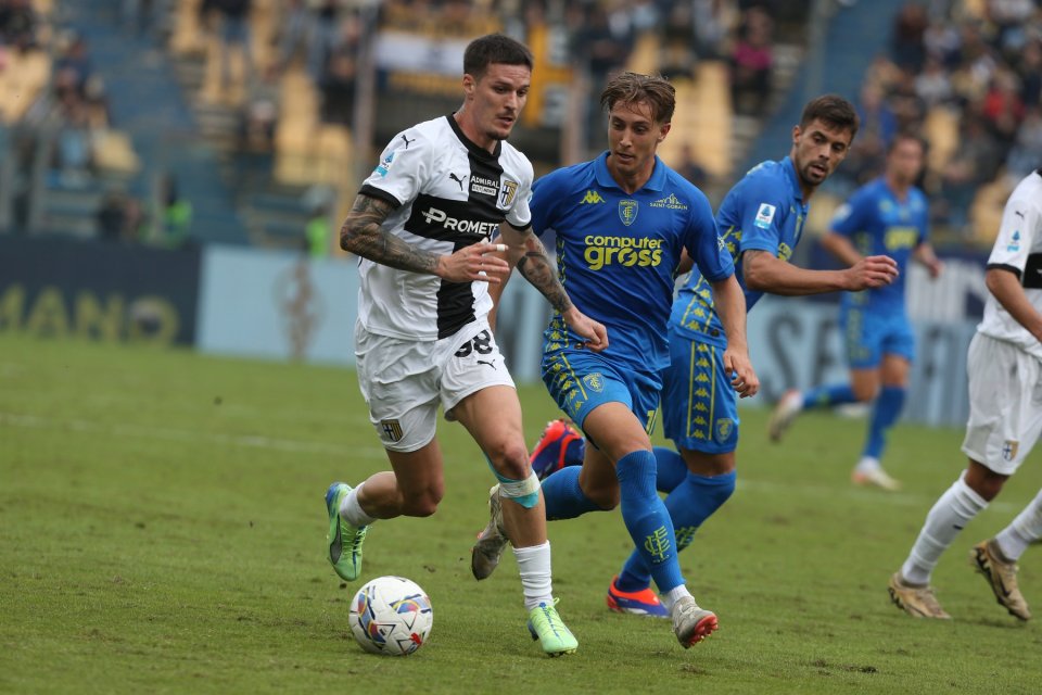 Dennis Man în timpul meciului Parma-Empoli