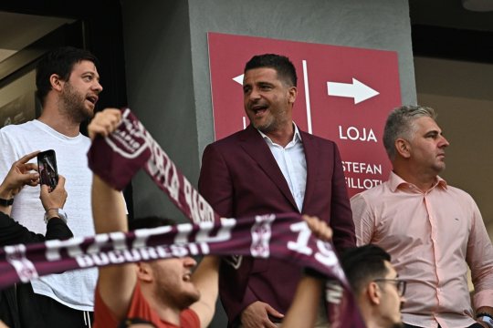 Daniel Niculae a spus totul despre prima încasată de jucătorii Rapidului după victoria cu FCSB și presupusul scandal din vestiar: ”Nu poți să dai afară 20 de jucători”