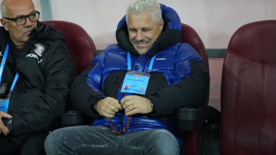 Înjurat de galeria FCSB-ului, Șumudică nu a mai rezistat: gesturile obscene făcute