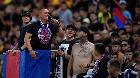 Mustață a rupt tăcerea după acuzațiile că i-a obligat fanii FCSB să își cumpere eșarfe pentru a putea intra la meciul cu Rangers