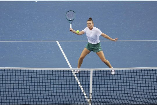 Simona Halep a fost eliminată de la Hong Kong, încă din primul tur. Înfrângere clară suferită de româncă