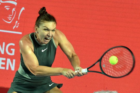 Prima reacție a Simonei Halep după eșecul de la Hong Kong + Cum a comentat Ilie Năstase: ”Zice lumea că sunt bețiv”