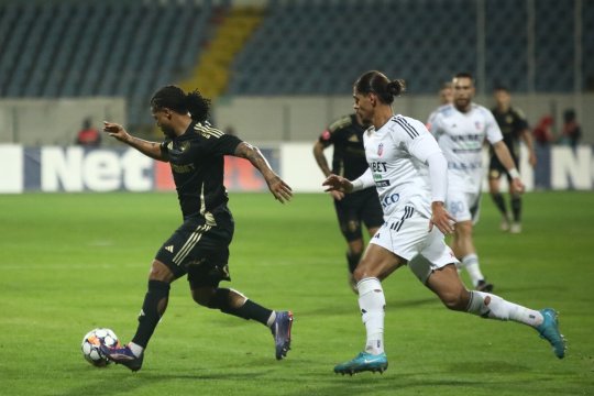 Ce spune Ovidiu Popescu după ce U Cluj a terminat turul pe primul loc: "Ne vom gândi și la titlu"