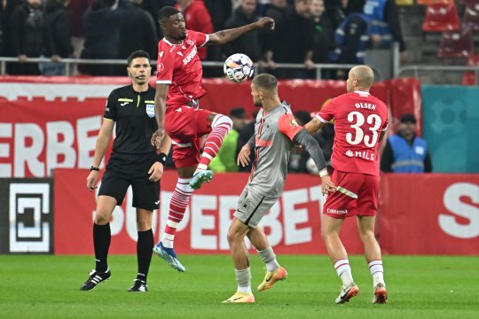 Ionel Ganea e pus pe gânduri înainte de Dinamo - FCSB: "E târziu!"