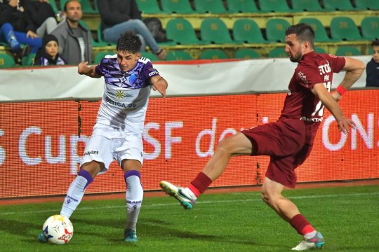 Cum a comentat Adi Păun gestul lui Ciprian Deac din finalul partidei cu FC Argeș: ”N-a aruncat-o în mod disprețuitor”