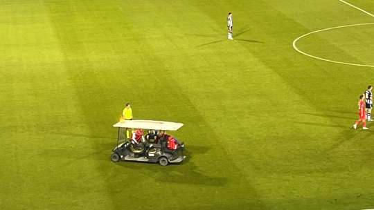Ghinion teribil pentru fotbalistul de la FCSB în meciul cu PAOK! A ieșit accidentat înainte de pauză și ar putea rata din nou convocarea la națională