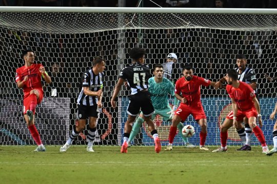 Verdictul lui Ilie Dumitrescu, după victoria FCSB-ului cu PAOK: ”El e omul meciului”