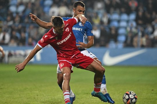 Eroul lui Dinamo, incert pentru derby-ul cu FCSB: ”Voi merge să fac niște investigații” + Cum s-a simțit Politic pe noul post